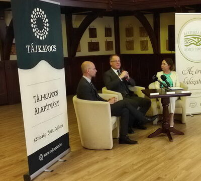 Táj-Kapocs Alapítvány sajtótájékoztatója